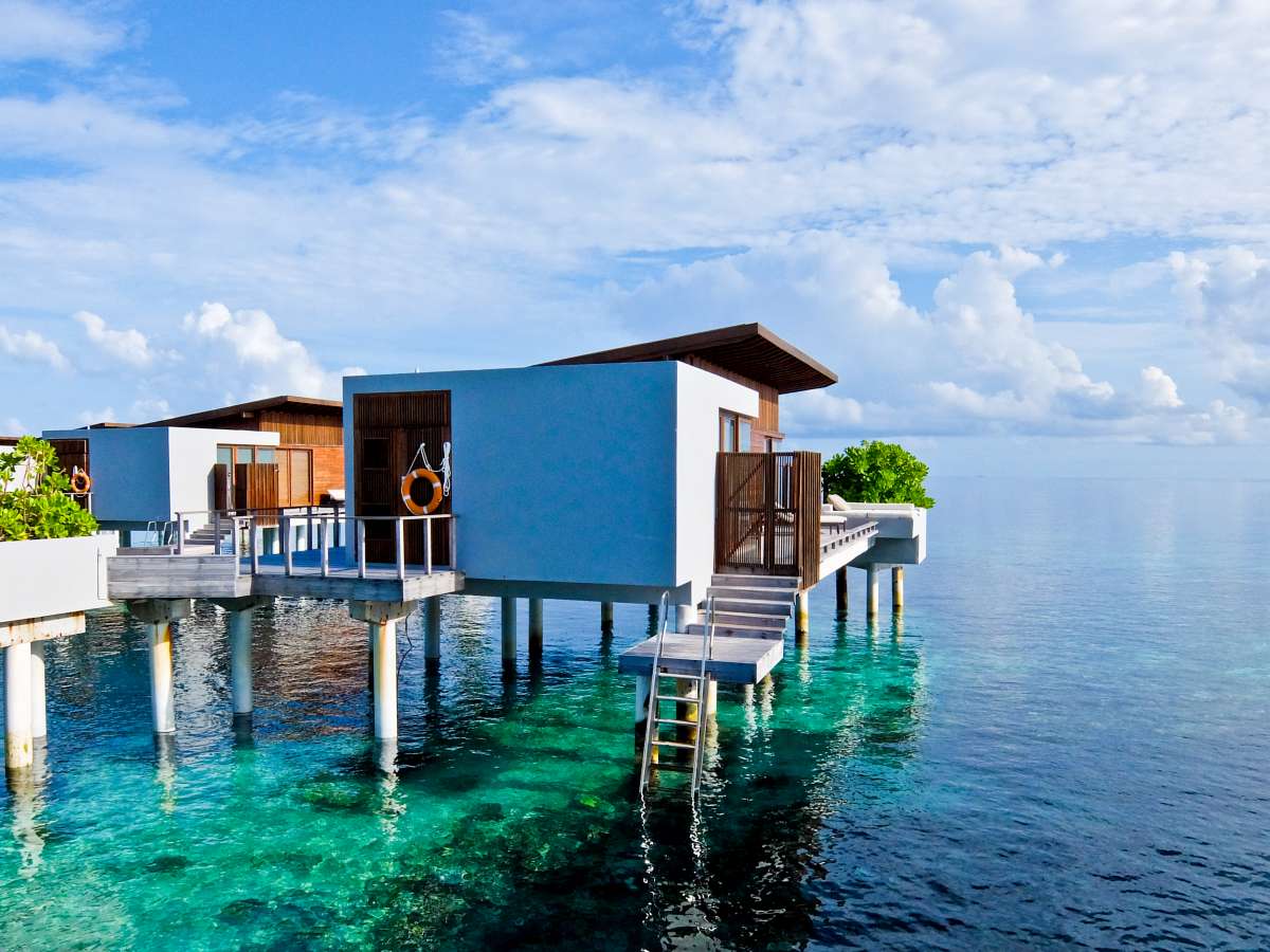 TravelMagazine's tweet photo. Dreaming of #Maldives? Here's our review of @Hadahaa hotel: https://t.co/rn5rULYL22 by @PlanetAppetite https://t.co/CiE8UTtRcg