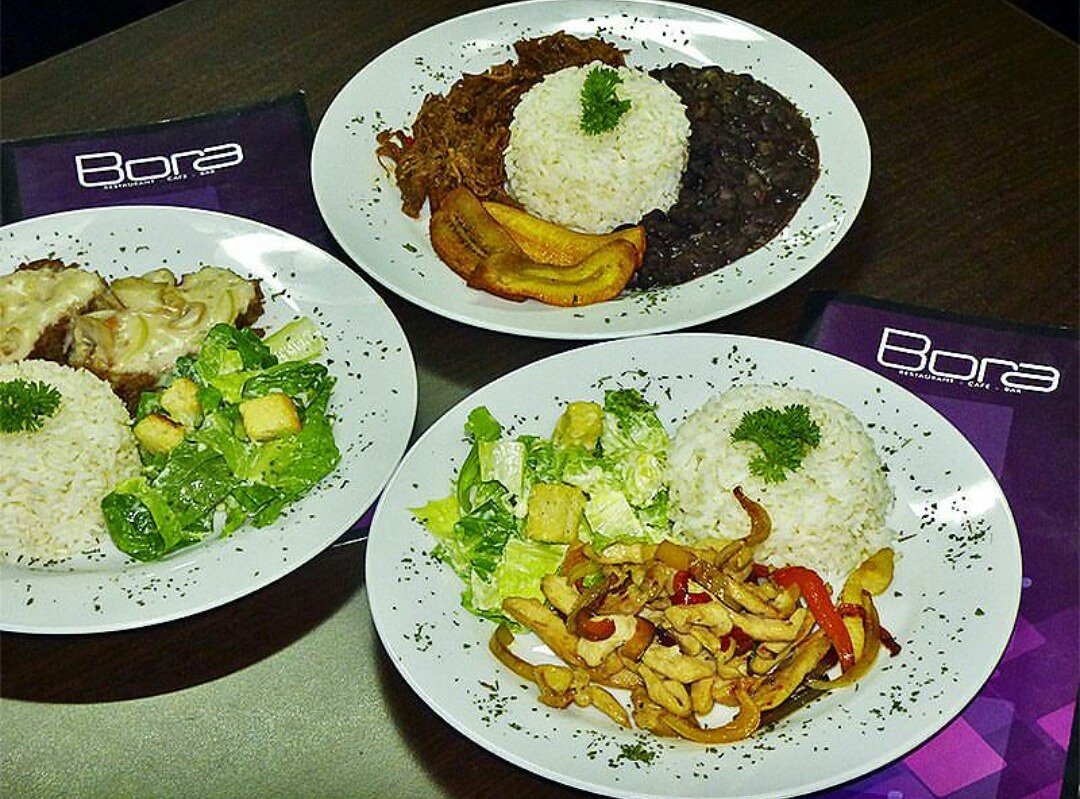 BoraRestaurant's tweet photo. Hora de almuerzo 🍴 delicioso menú ejecutivo 😋 ¡Te esperamos! #FelizLunes #Panama #pty #PanamaCity #FelizSemana https://t.co/QFbUU3m2lE