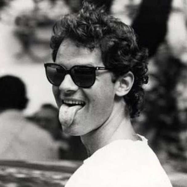 fkbrazil's tweet photo. Há 58 anos nascia o rei, Cazuza. https://t.co/h4c8BgLJs1