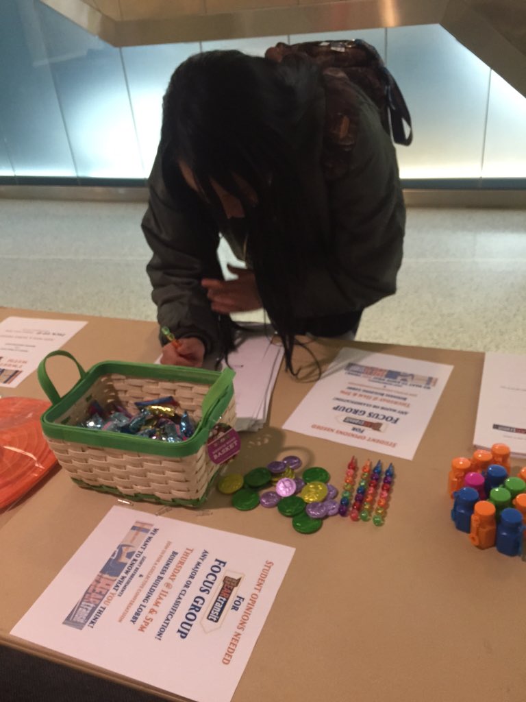 MeacaDowning's tweet photo. Stop by the student center to take a @BEARtransit  survey. Candy and prizes! https://t.co/bwnbJDfwXQ