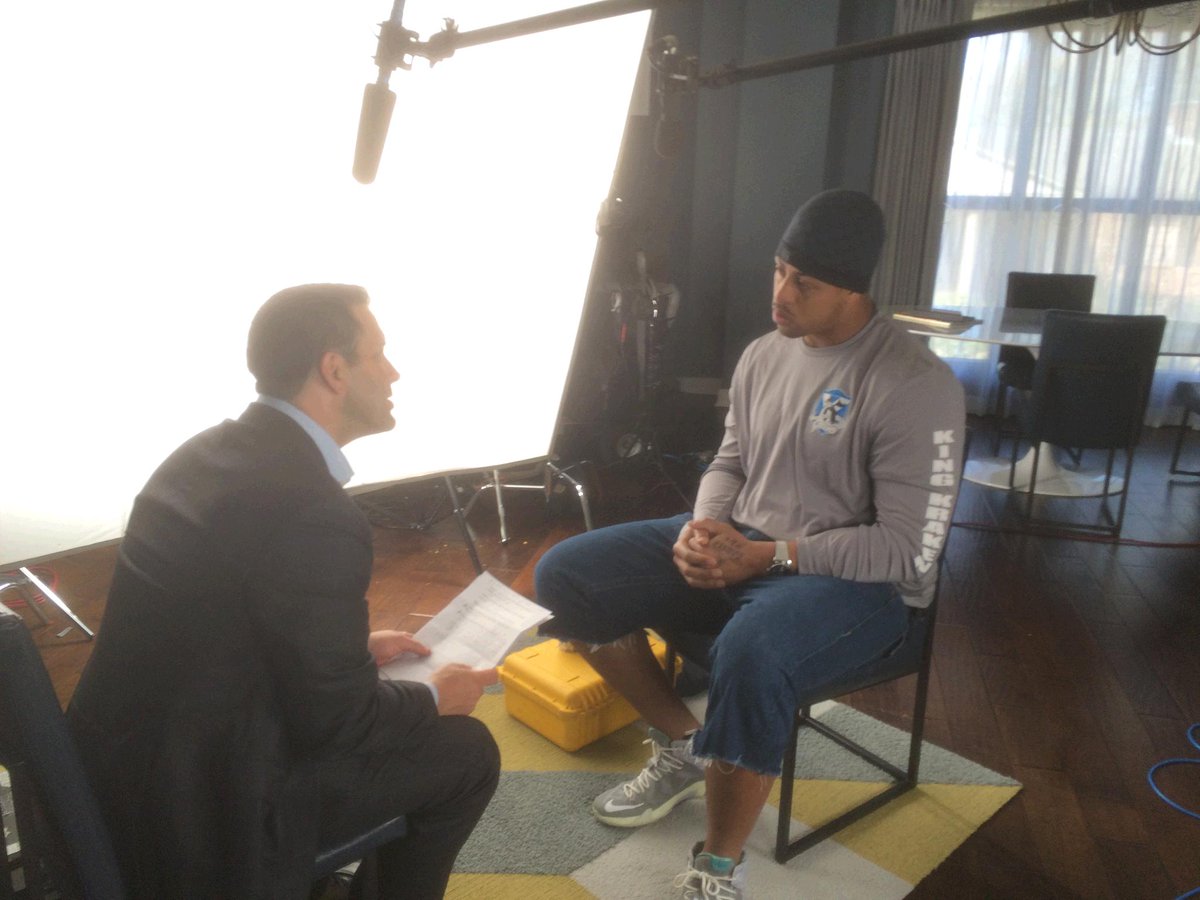 ESPNNFL's tweet photo. Greg Hardy sat down with @AdamSchefter for an exclusive interview. For a preview, tune-in to NFL LIVE. (2pm on ESPN) https://t.co/GquXkks7X9
