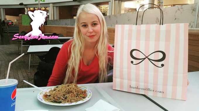 Shoppen in Bremen :) #Hunkem&ouml;ller #braparty #SexyJenJen #TeenStar #Webcam #Model https://t.co/nSUaOM<a href="/tag/hunkem%C3%B6ller"class="tags">#Hunkem&ouml;ller</a><a href="/tag/braparty"class="tags">#braparty</a><a href="/tag/sexyjenjen"class="tags">#SexyJenJen</a><a href="/tag/model"class="tags"><span>#model</span></a><a href="/tag/webcam"class="tags"><span>#webcam</span></a><a href="/tag/teenstar"class="tags"><span>#teenstar</span></a>