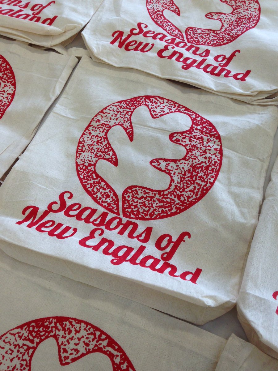 seasonsofNE's tweet photo. 4,600 people came to #shop &amp; #taste the #New England on Sat 19/3 at the Expo, discovering 83 Stallholders. #thanks https://t.co/fYkT92w5kf