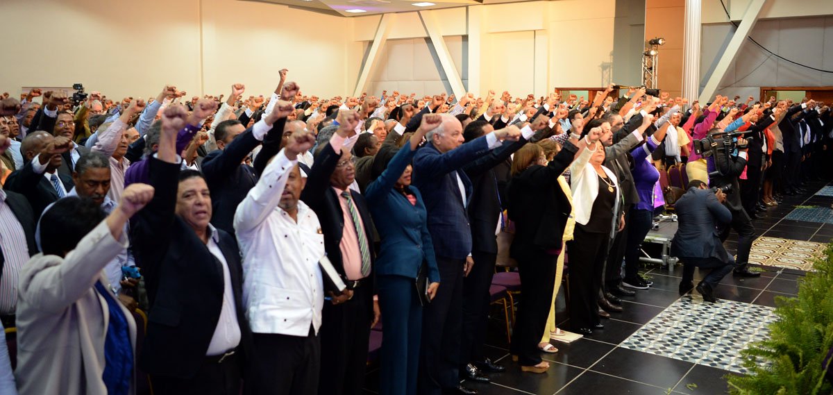 PLDenlinea's tweet photo. #AsambleaElectoralPLD https://t.co/EeoVyZPxDx