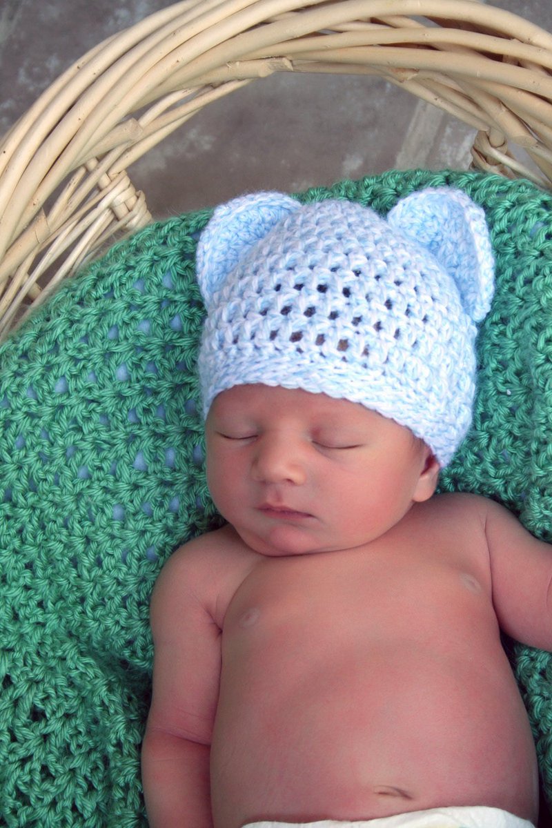 Крючком для новорожденных для мальчика. Набор для новорожденного крючком. Вязаные вещи для новорожденных. Вязание крючком для новорожденных. Крючком для новорожденных для мальчика.