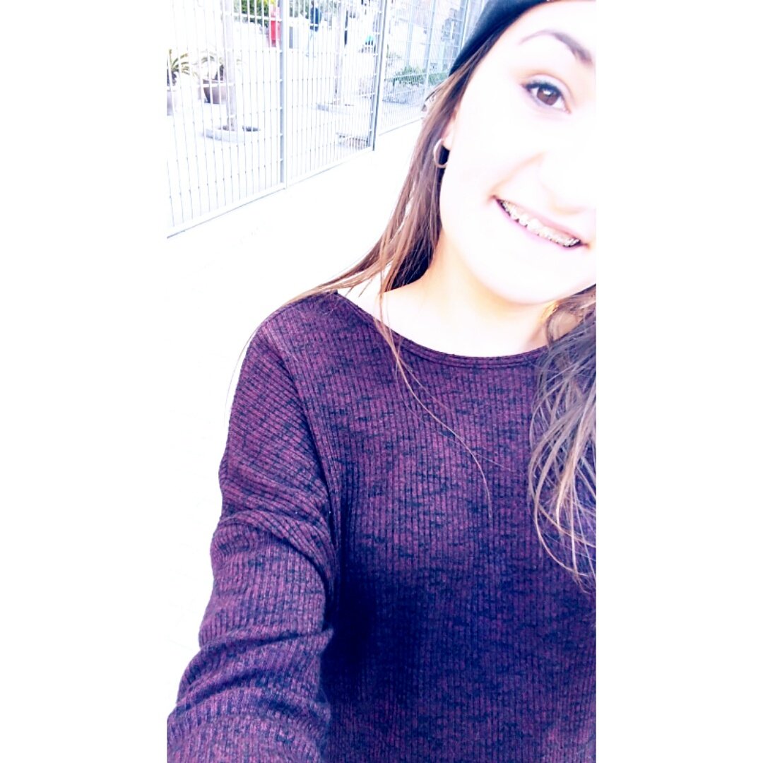Andreitarc04's tweet photo. Sonríe hasta que te duela el alma 
#buenasnoches #aportodas #meadoro 👅💟🍀 https://t.co/Owr01up0vX