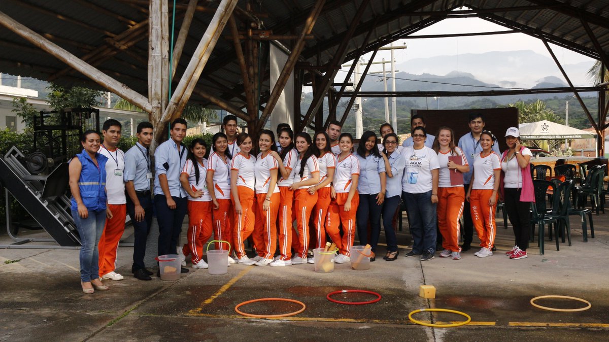 SENACDAE's tweet photo. 120 aprendices participaron en la capacitación CAR-WET, el #SENA y la CAR, forman líderes con conciencia #ambiental. https://t.co/vEpzQluYRS