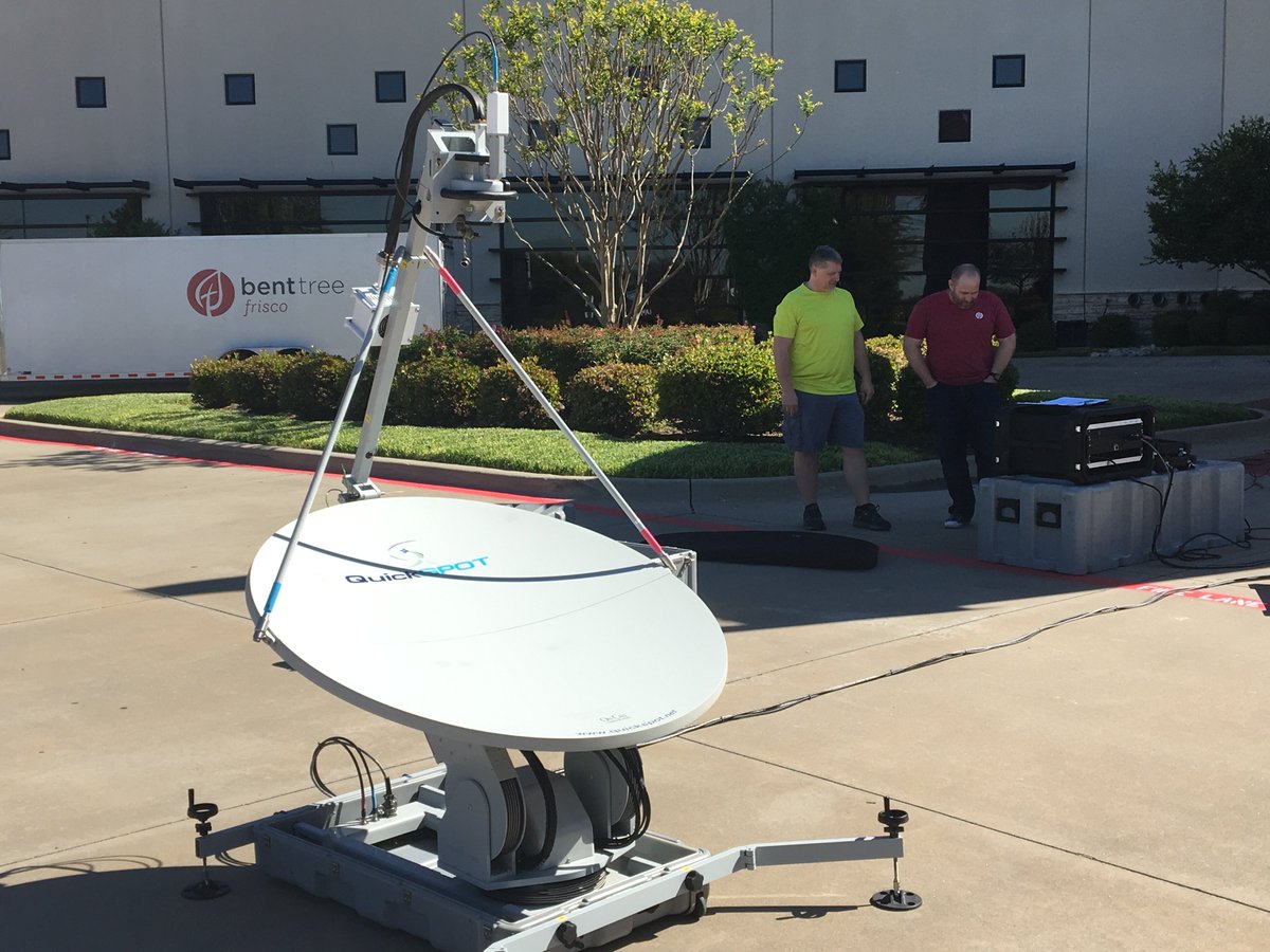 paulsmiller's tweet photo. Very lucky to have these guys on the team, when technology is not our friend. @btfrisco @timr21 #satelliteprobs https://t.co/rX17XECEQD