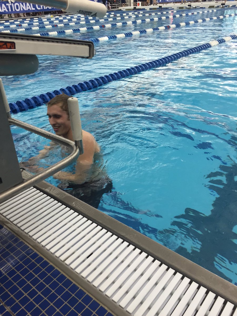 SeaDogSwimClub's tweet photo. Karl Bishop finishes in 3rd place with a best time of 9:07.48!!! Great job Karl! #combatkarl #livetweet #beatgreg https://t.co/GjW5XRySeF
