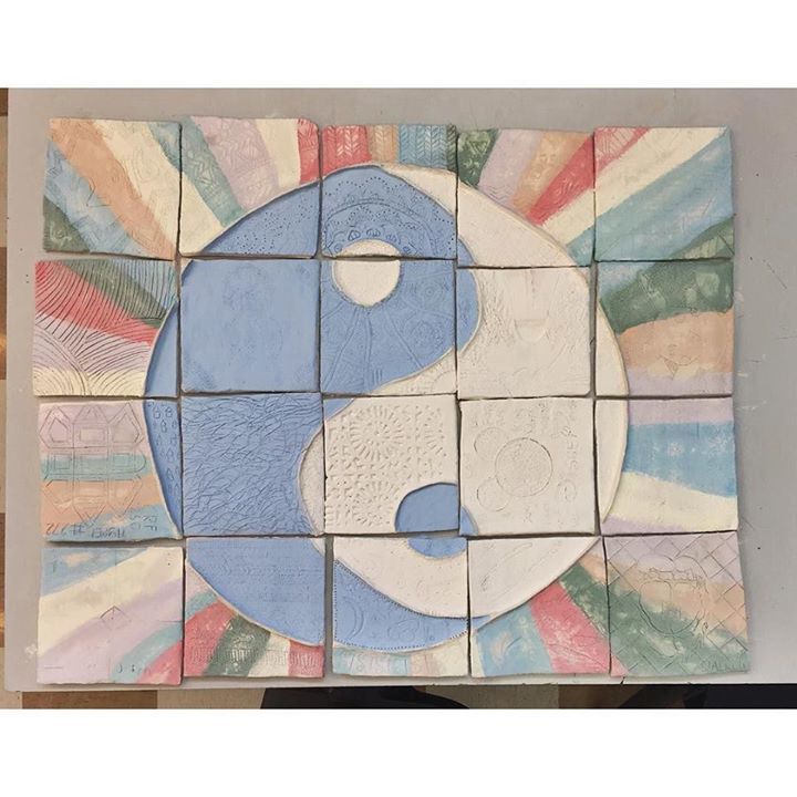 Rockmyroll79's tweet photo. Stage 2: complete. #ceramics #underglaze #ceramicmural #highschoolart #highschoolartclass … https://t.co/mrkModnzsD https://t.co/nHFEMKb0jn
