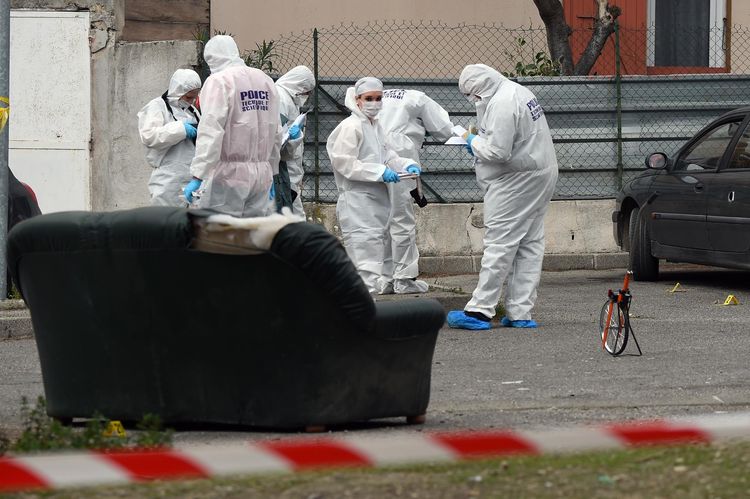 A Marseille, «nous sommes face à un Everest de folie meurtrière» dlvr.it/Kyyg5w