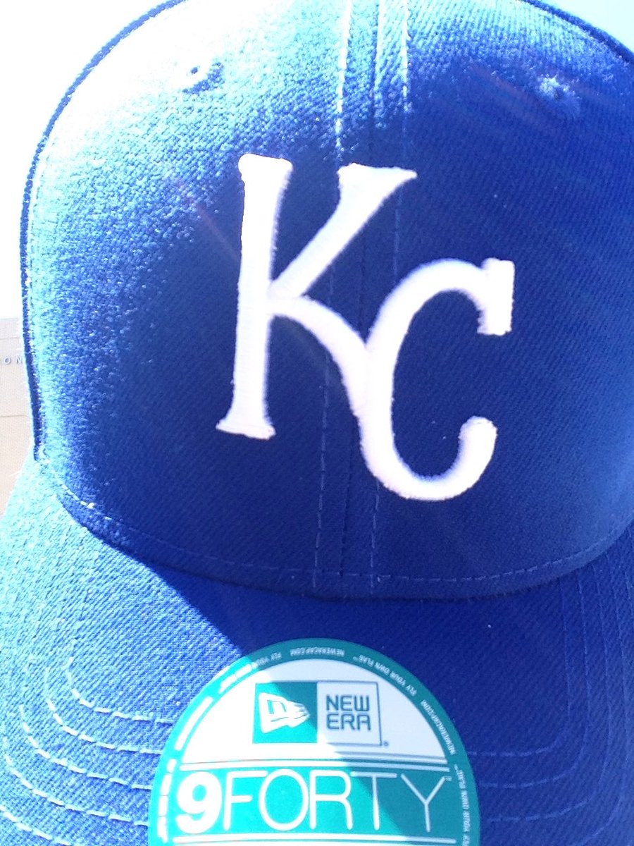 BMonachino's tweet photo. Getting ready for the season! #CapsOn https://t.co/9JAr7m14nw