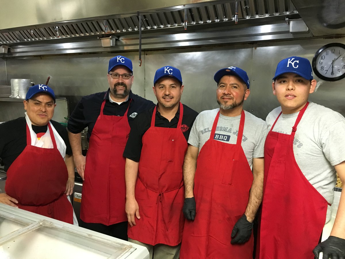 joeskc's tweet photo. #CapsOn #LetsGoRoyals https://t.co/T71AgiADhC