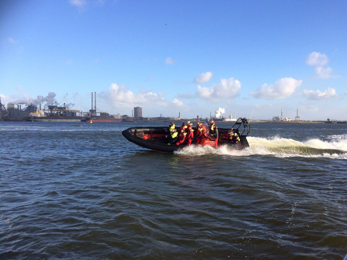 pbnteam's tweet photo. Ervaar de power van onze #speedboten tijdens jouw unieke #evenement! https://t.co/j8Q1s377f4