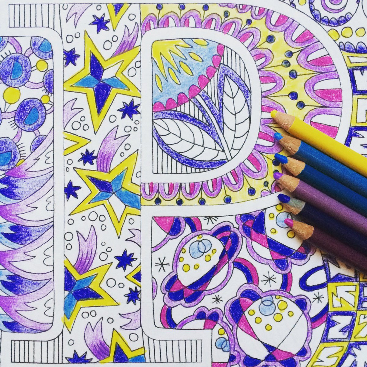 ColorMeIns's tweet image. Monday stress getting you down? Color away your beginning-of-the-week blues with colormeinspirations.com