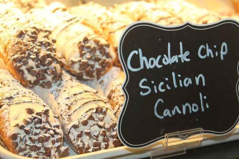 PaneDelSole's tweet photo. These delicious pastries are a staple in Sicilian cuisine and we happen to carry the best in town! https://t.co/6xWBlnZC5Y