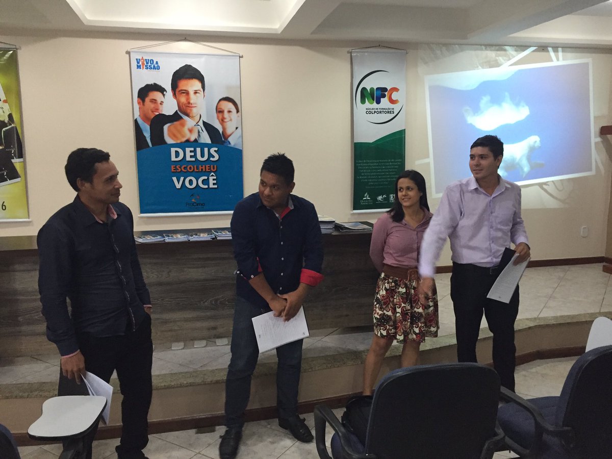 pralanaraujo's tweet photo. Estudo em grupo e apresentação do conteúdo aprendido. #NFC #PraCimaASPa @PrMarcos_Souza @prsamuelbastos https://t.co/R32ZxwDzf1