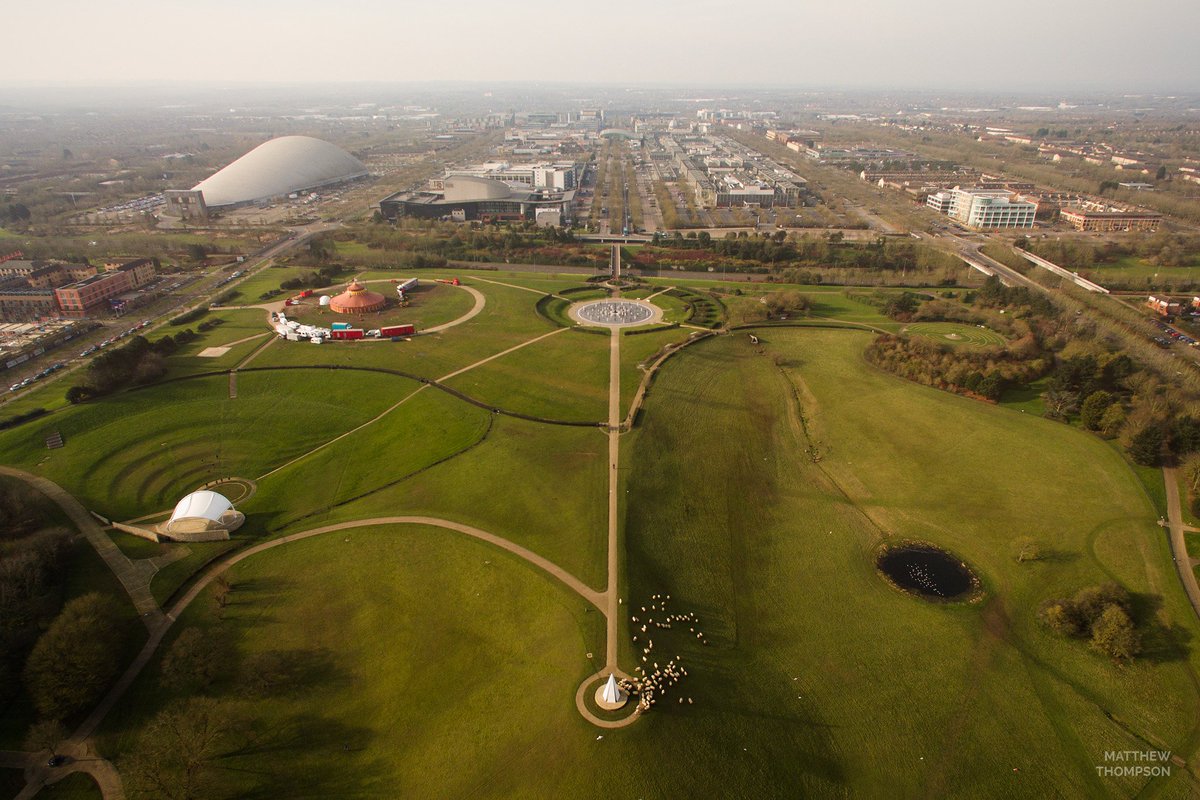 Dr_MattThompson's tweet photo. Welcome to Milton Keynes.
Follow my aerial drone photography from @AeriosMedia on this feed now! Big changes ahead! https://t.co/dUhypbw7Vj