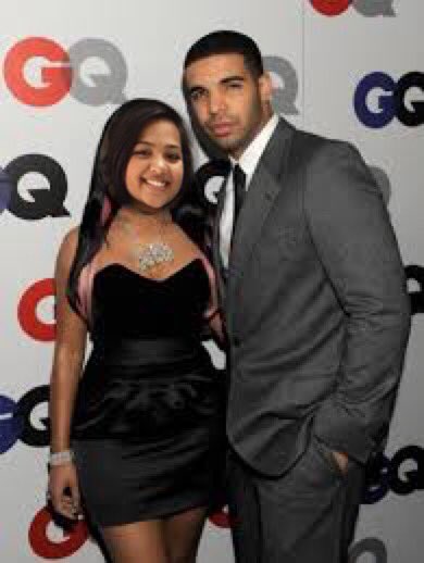 thekingcaleb1's tweet photo. Happy Birthday Deesh #ovofam #GF1 @bunnydisha https://t.co/jqeQWTqpGr