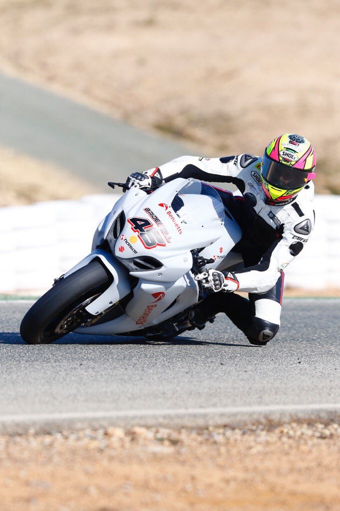 tommybridewell's tweet photo. Me and bro riding our Suzuki's ! Ready for the season to start! Ride together die together! Brothers for life! https://t.co/JJdlcvhrdn