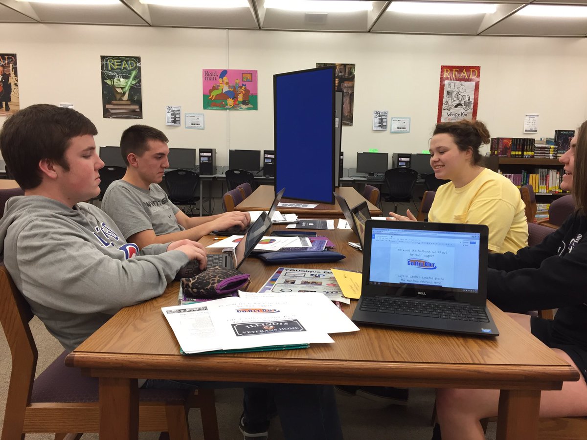 LifeinLettersJA's tweet photo. Team Leads working hard to get ready for competition! 11 days till the big day! https://t.co/VuBqKOCvAA