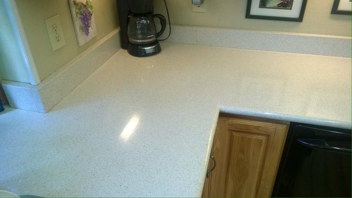 newcreationsusa's tweet photo. Repaired this customers seam they had in their quartz countertop, yes we can repair almost any countertop! https://t.co/KqtOYKFN5p