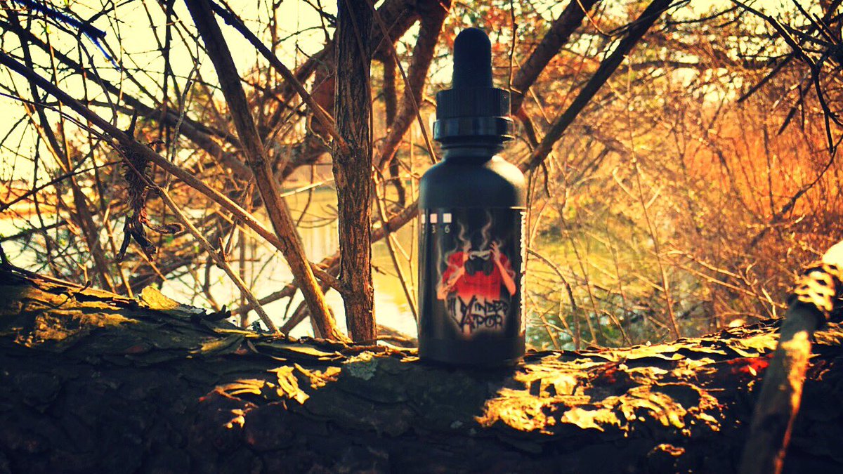 illmindedvapor's tweet photo. Serenity at its finest 🍂
#ILLMindedVapor #vapefam #vapejuice #ejuice #vapenation #vape #vapeporn https://t.co/6oXY2Qswlr