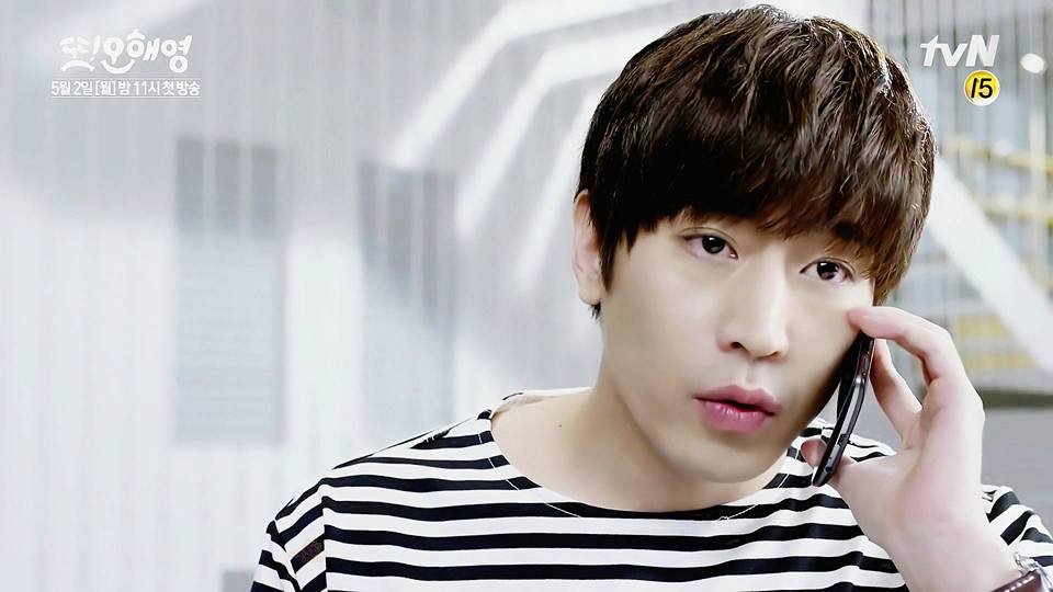 LuvEric_Shinhwa's tweet photo. ���家是否都得了一種病叫做"Eric病"!!這病無藥可醫!!發病時就看看艾力的帥圖 美圖 萌圖來解救了!😅
#TVN
#또오해영 #문정혁 #에릭 #서현진 #전혜빈 #이재윤 #예지원 #김지석 #허영지 #권수현

cr:logo https://t.co/ZgBgzZQs9c