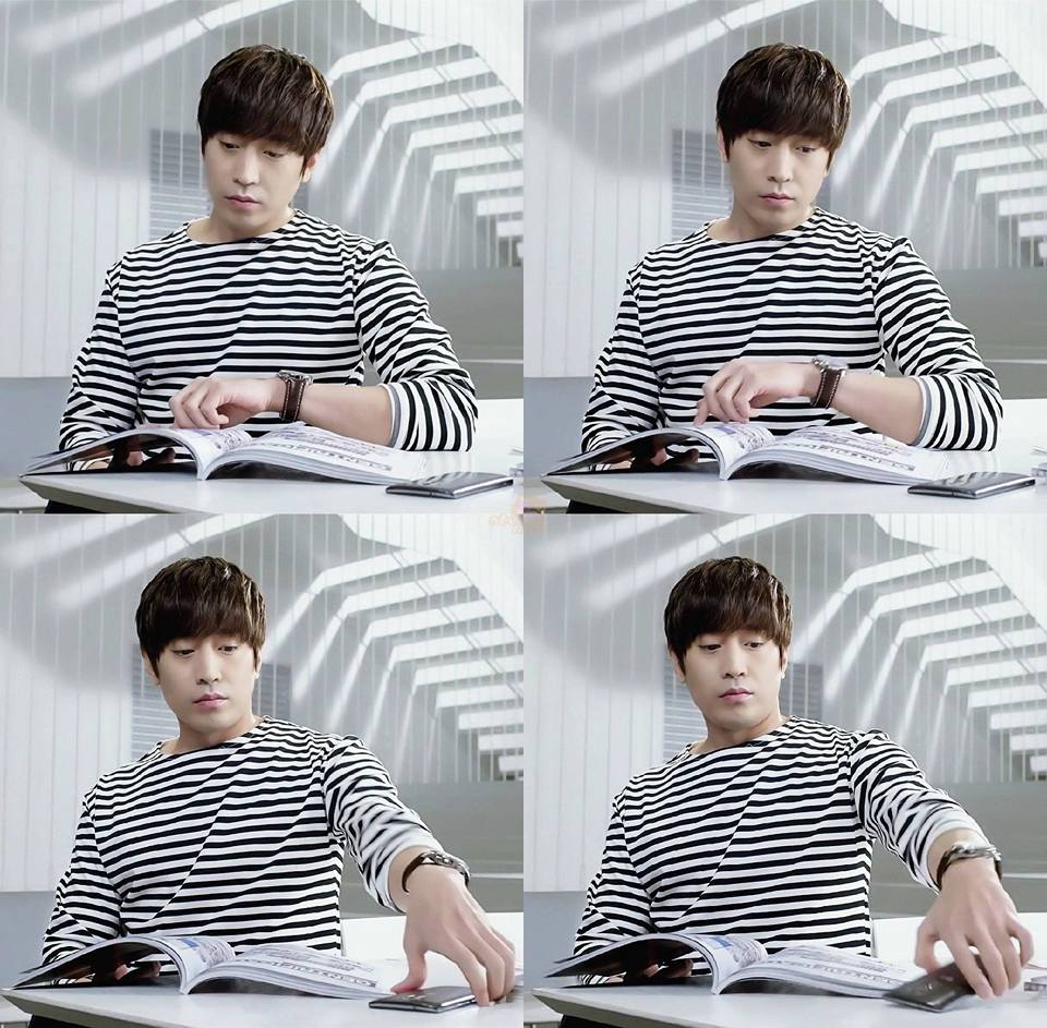 LuvEric_Shinhwa's tweet photo. ���家是否都得了一種病叫做"Eric病"!!這病無藥可醫!!發病時就看看艾力的帥圖 美圖 萌圖來解救了!😅
#TVN
#또오해영 #문정혁 #에릭 #서현진 #전혜빈 #이재윤 #예지원 #김지석 #허영지 #권수현

cr:logo https://t.co/ZgBgzZQs9c