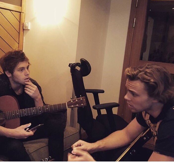 afisource's tweet image. ft. luke