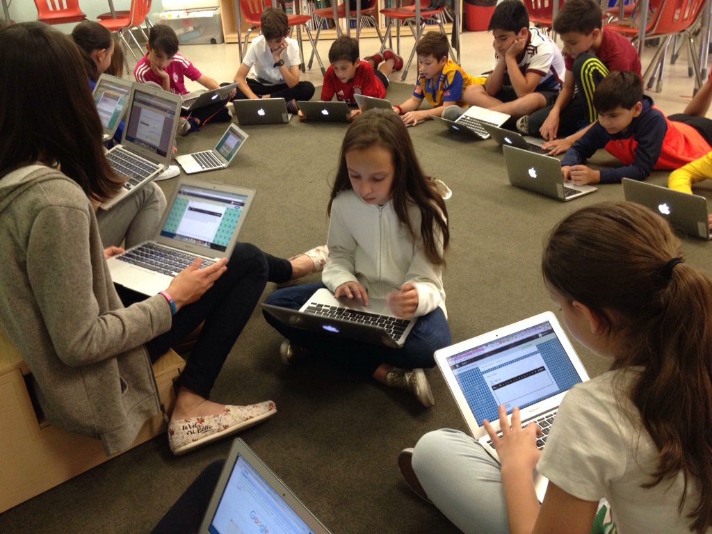 MrMarcoTrujillo's tweet photo. 5C making their first blog posts using @kidblogdotorg #asfmelem #asfmtech thanks @LauraPBlancoV https://t.co/HgRSgFcAmf