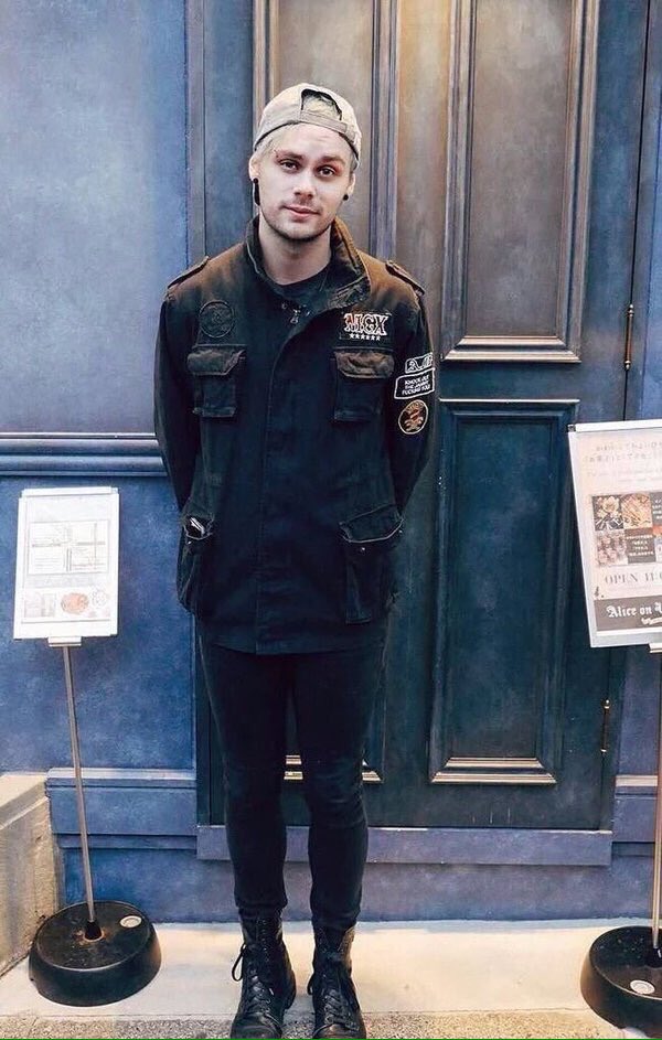 5sostheticss's tweet photo. // you're like perfection // https://t.co/aukgxCexYu