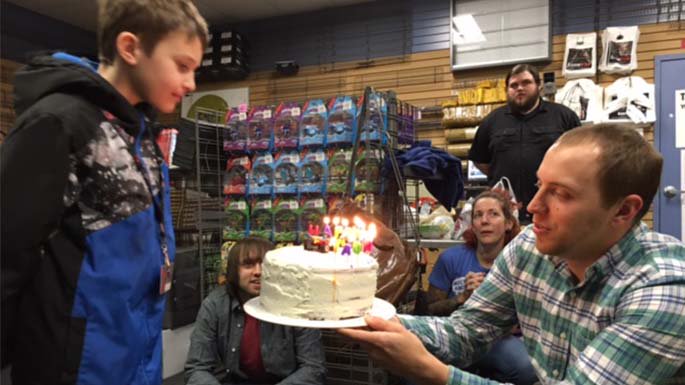 autismspeaks's tweet photo. <3 this! How @GameStop employees gave my son with autism the best birthday ever! >> https://t.co/yCuG6CndjU #LIUB https://t.co/QABxWPp5Z2