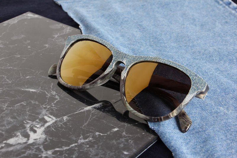 DIESEL's tweet photo. Marble meets #dieseldenim for yet another #denimeye innovation out now https://t.co/ShtISeBgUb https://t.co/AKGXiTDSiE