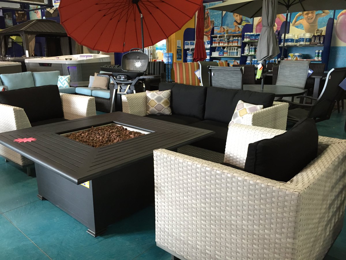 Paradise LeisureScapes is ready to help you relax on your patio with a selection of high quality outdoor furniture.