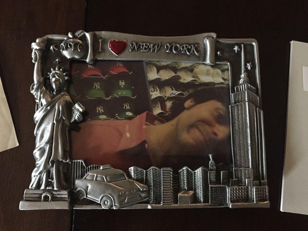 Boystore1's tweet photo. I love this picture and memory but I can't hang it because divorce https://t.co/UnOEWgUxn4