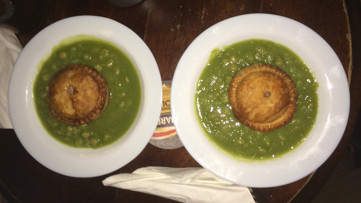 RussellHaswell's tweet photo. Double bill eye pie tit attack!
 #Leeds #Yorkshire @DucknDrakeLeeds @davefalconoid https://t.co/tssZtyv0df