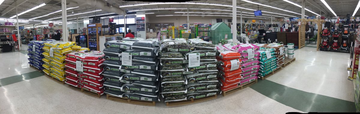 The new Hoffman's Horse Products line of feed is now in our store! <a href="/CJFeeds/">CountryJunctionFeeds</a> <a href="/HoffmansHorse/">Hoffmans Horse Prod</a>