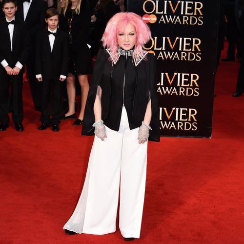 MusicalTheatreR's tweet photo. Don’t forget the full #OlivierAwards ceremony is brdcast on @ITV 3 tonight at 11pm. https://t.co/aoMUKfLlFp https://t.co/HWrlCGIFdh