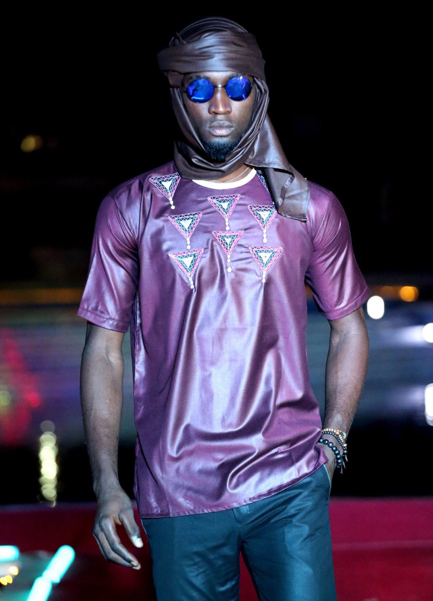 ConakryW's tweet photo. Designer : MAHORO Design 

#conakryfashionweek2015 https://t.co/e8f9n8LtjU