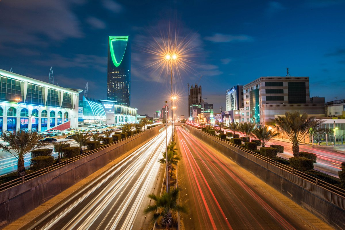 business's tweet photo. Everything we know about Saudi Arabia's plans to move past the era of oil https://t.co/HaPLdEySKH https://t.co/QvoGsvVMXF