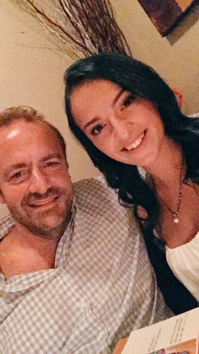 stashywashyy's tweet photo. Idk what I would do without this man. Always picking me up when I fall flat on my face #daddyappreciationpost โฅ๏ธ https://t.co/80Hw8aorYF