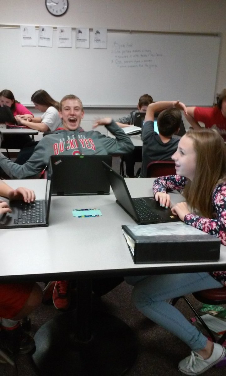 Cronk227's tweet photo. New tables➡New groups #conversationcubes https://t.co/MhtrpmGlj7