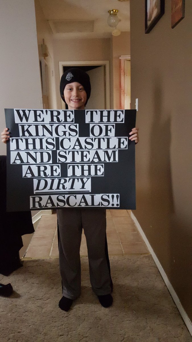 kristin_spicer's tweet photo. @KingsvilleKings 2 hours until the puck drops and we're ready!! #TogetherWeCan https://t.co/QWoB0FuqTP