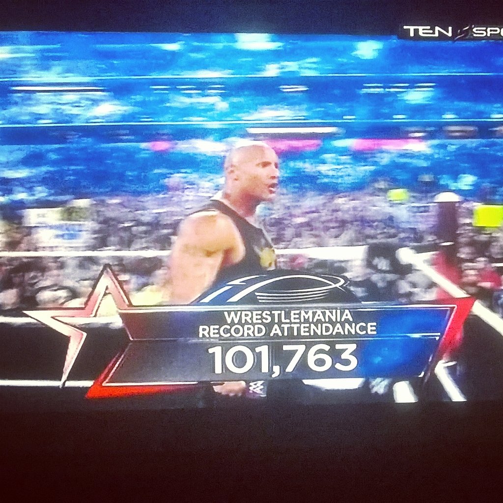 saviothomas13's tweet photo. #Wrestlemania 32 #Record #Attendance #2016 101,763 https://t.co/dJVW0QsYnX