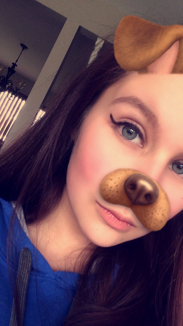 inactive_ifidow's tweet photo. EYELINER https://t.co/ou2DLJQyPc