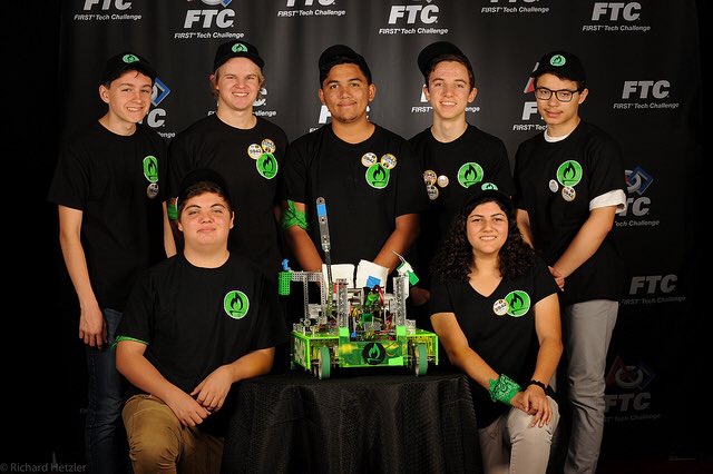 SCE_Communities's tweet photo. We're proud to support these 4 SoCal #robotics teams advancing to FTC World Championships in St. Louis! Congrats! 🎉🤖 https://t.co/weEopQiIhW