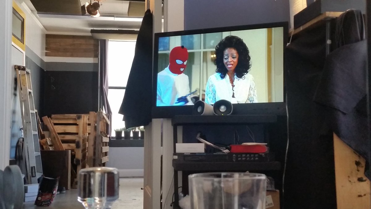 loganfive's tweet photo. #NowPlaying #Detroit9000 on #NetflixAtWork #mondaymotivation https://t.co/pbnNNzf4xv