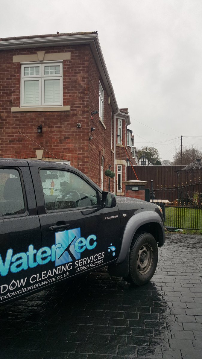 clean_my_window's tweet photo. We clean windows in the Oxton area too https://t.co/G7XlivFgId