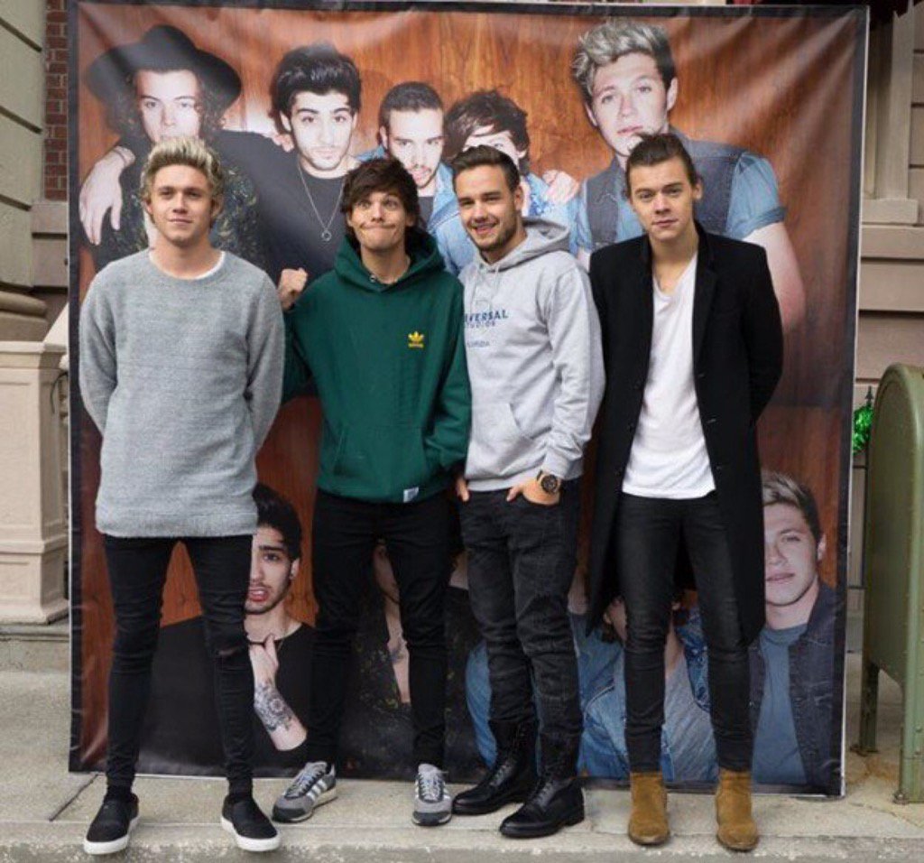 1DHQDaily's tweet photo. VOTE ONED RDMA

#OneDirection “Perfect” #XOXO @radiodisney https://t.co/b0Zgeg8Dph
